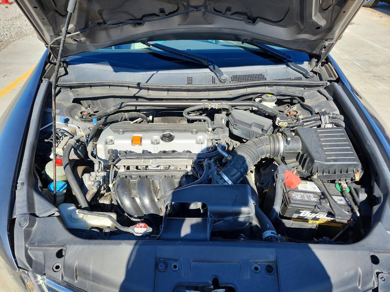 2010 HONDA ACCORD photo 21