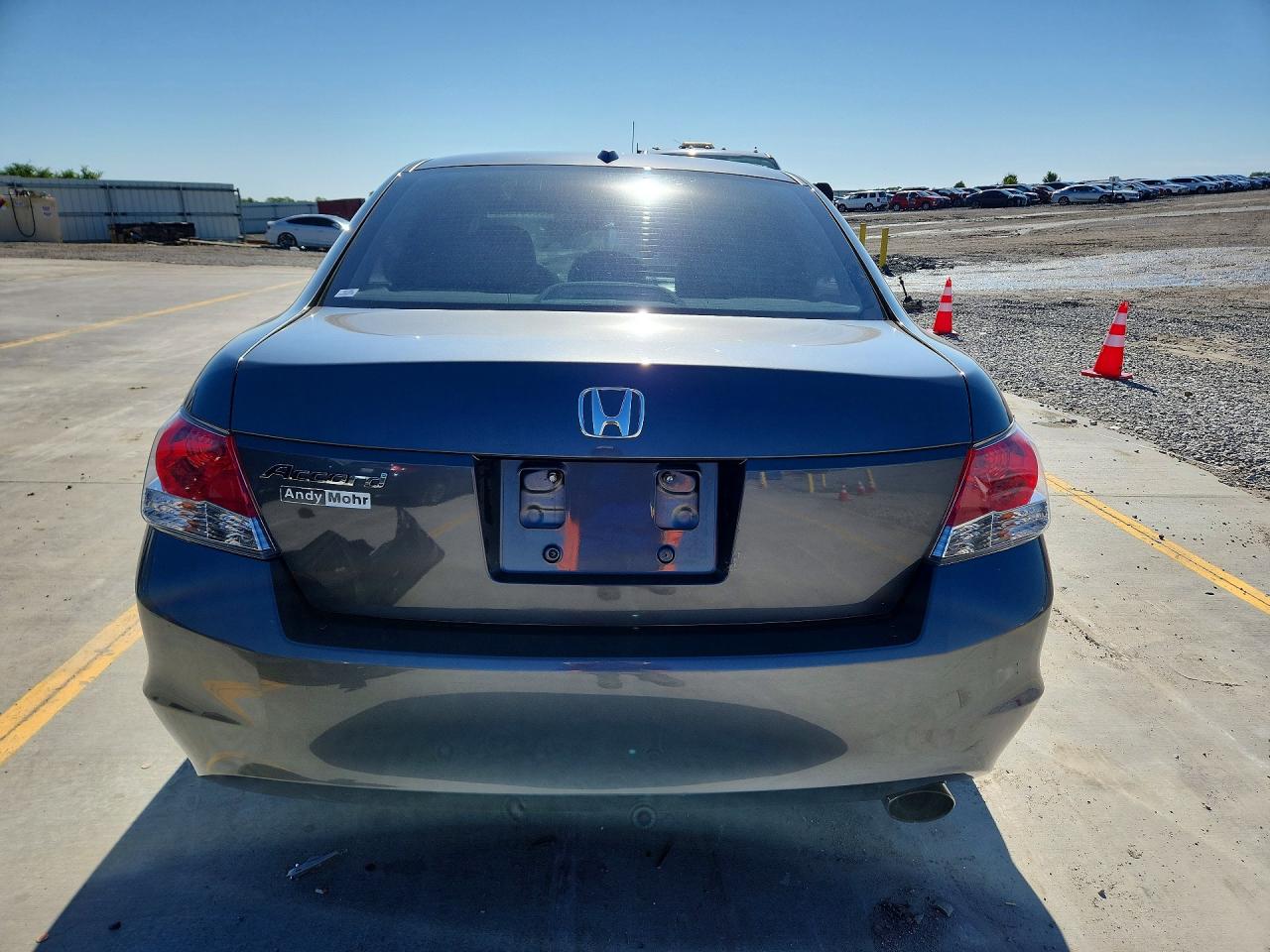 2010 HONDA ACCORD photo 11