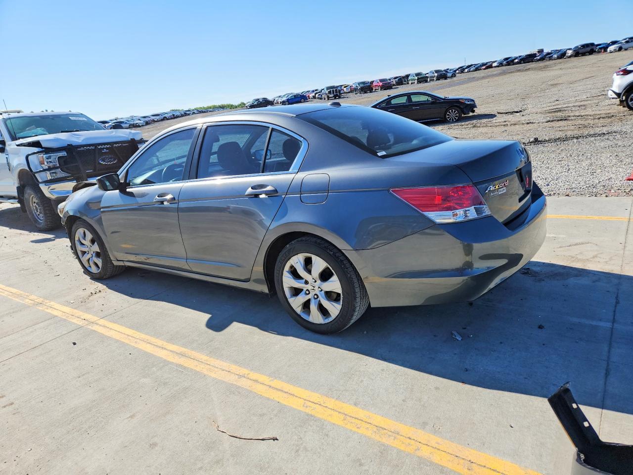 2010 HONDA ACCORD photo 3