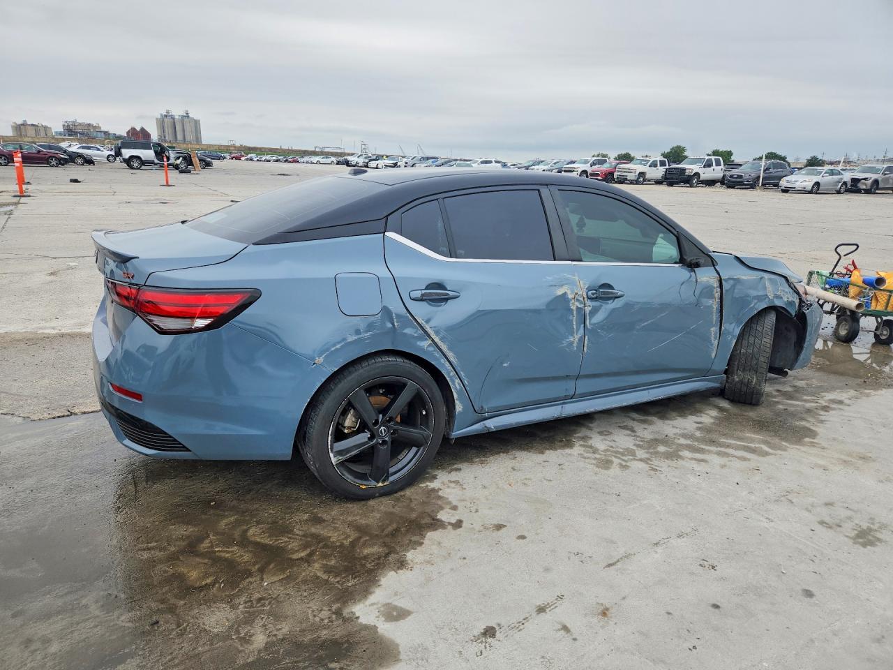 2024 NISSAN SENTRA SR photo 5