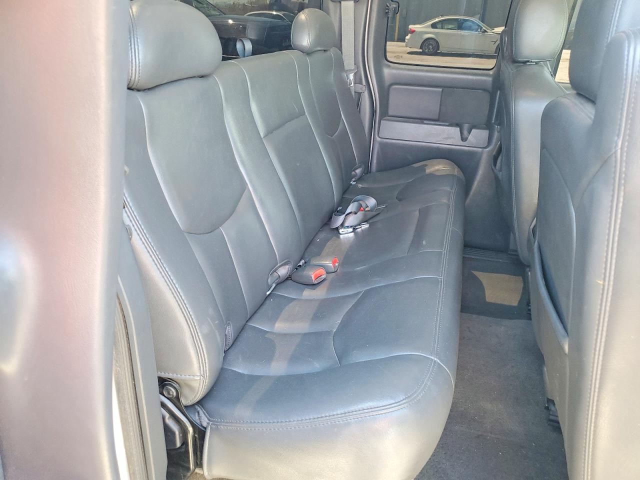 2005 CHEVROLET SILVERADO C1500 photo 28