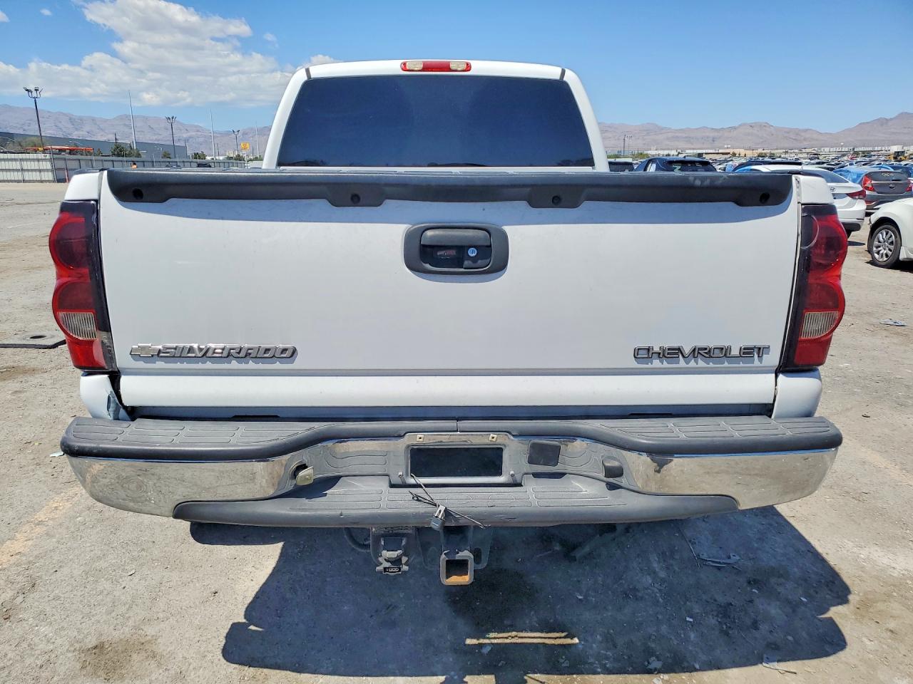 2005 CHEVROLET SILVERADO C1500 photo 16