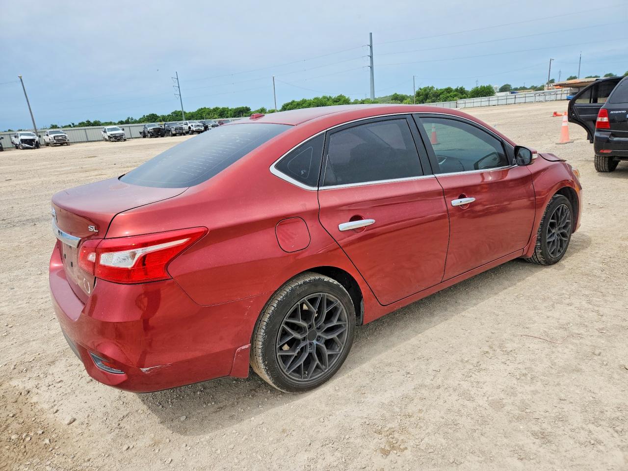 2016 NISSAN SENTRA SL photo 5