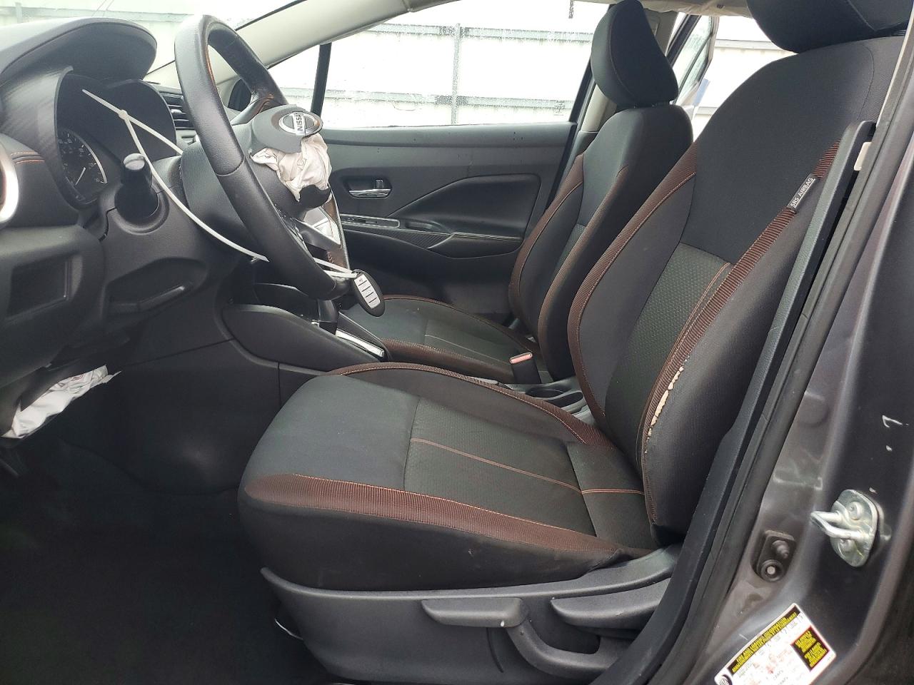 2020 NISSAN VERSA SR photo 7