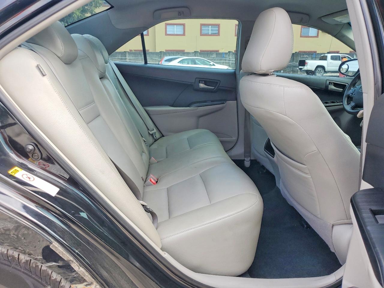2014 TOYOTA CAMRY LE photo 19
