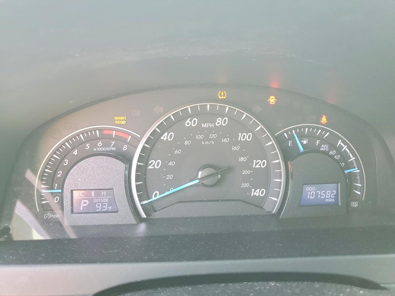 2014 TOYOTA CAMRY LE photo 17