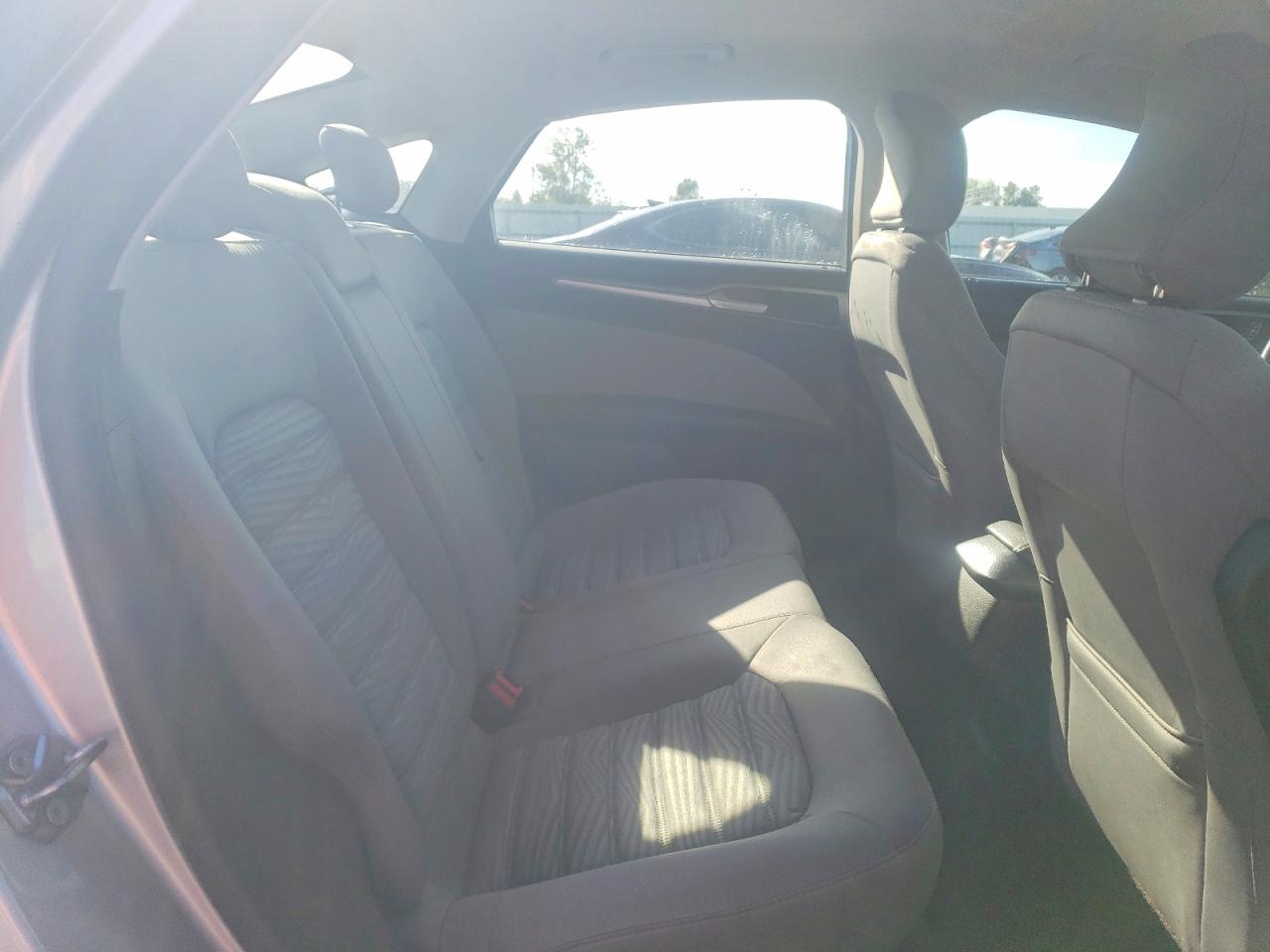 2016 FORD FUSION S photo 19