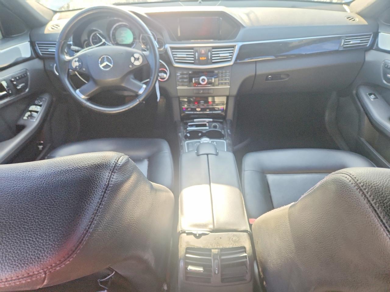 2011 MERCEDES-BENZ E 350 photo 22