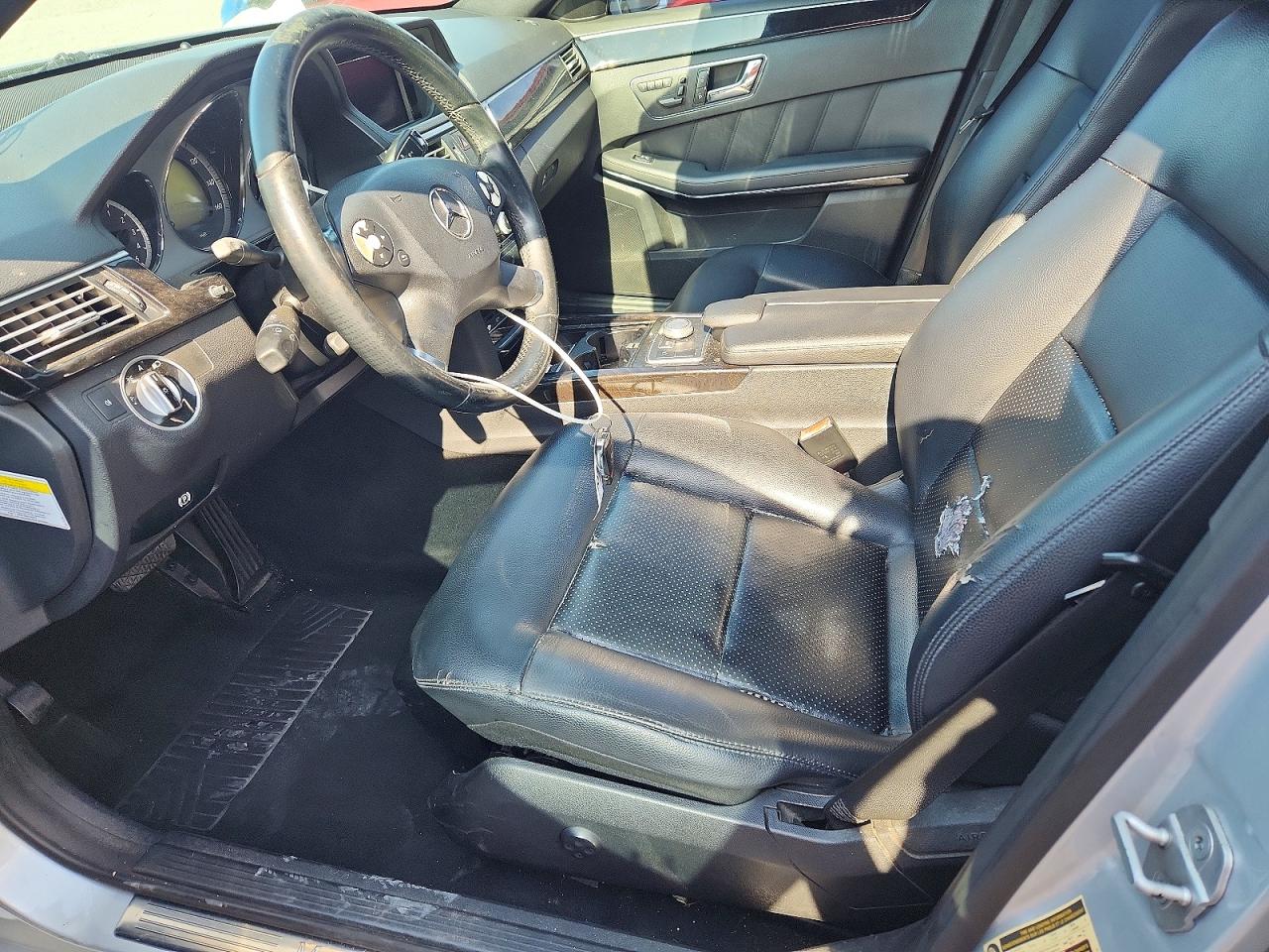 2011 MERCEDES-BENZ E 350 photo 19