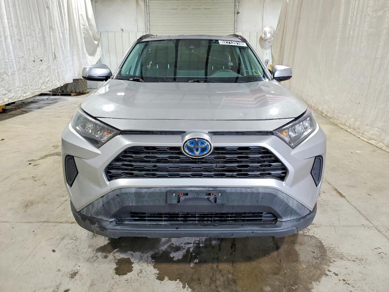 2021 TOYOTA RAV4 LE photo 13