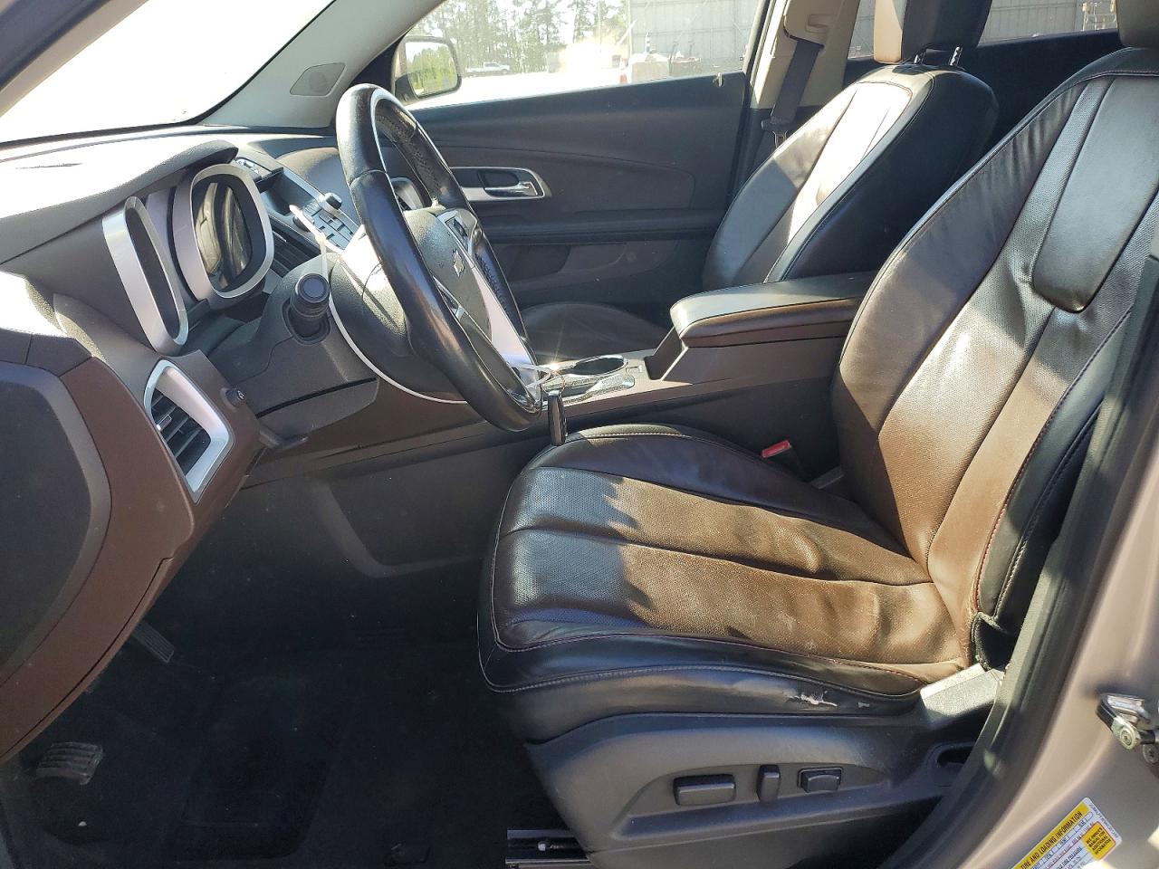 2010 CHEVROLET EQUINOX LT photo 13