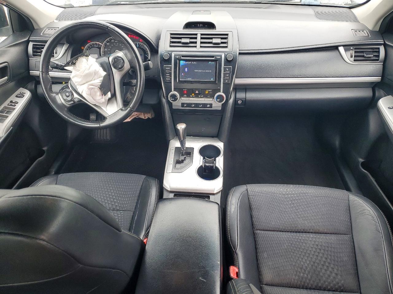 2012 TOYOTA CAMRY SE photo 22