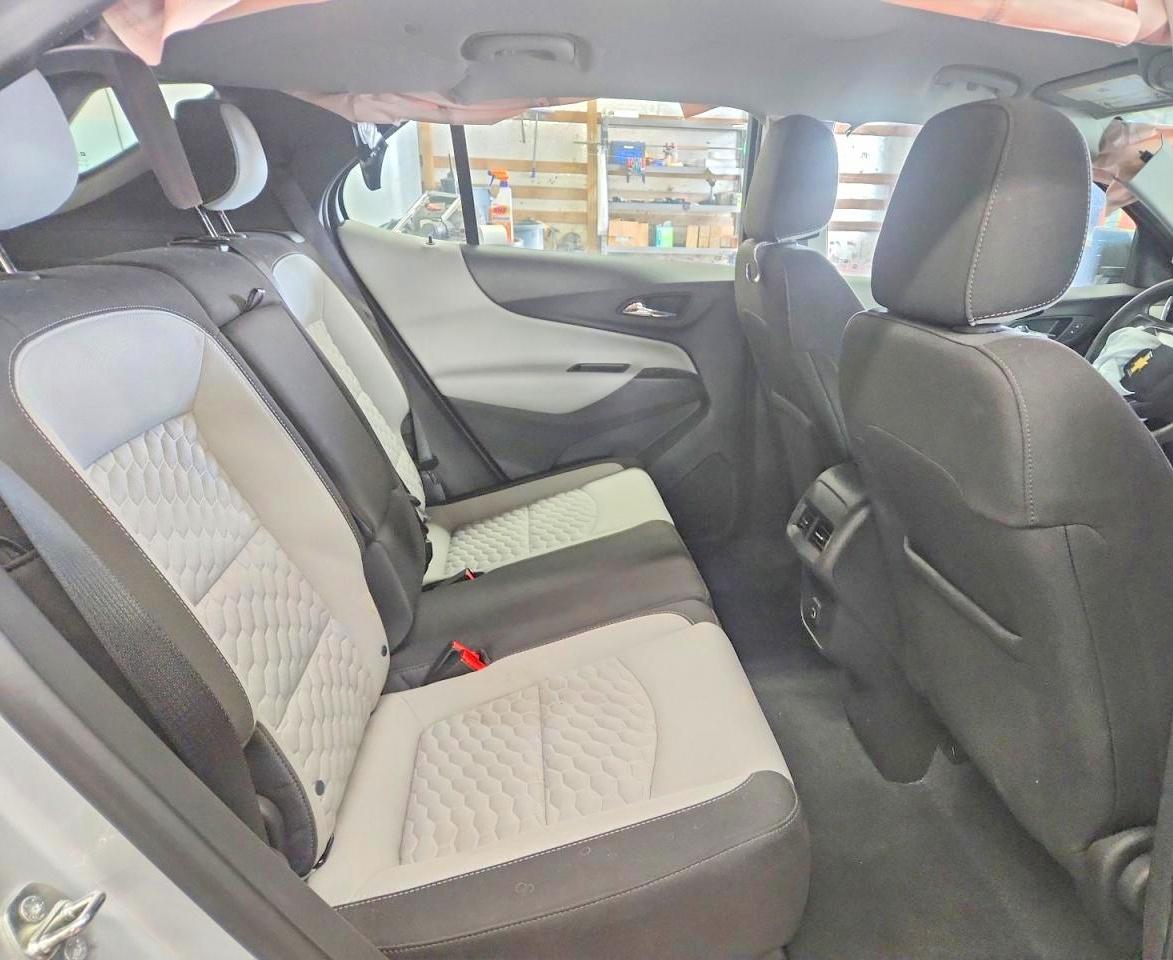 2020 CHEVROLET EQUINOX LS photo 11