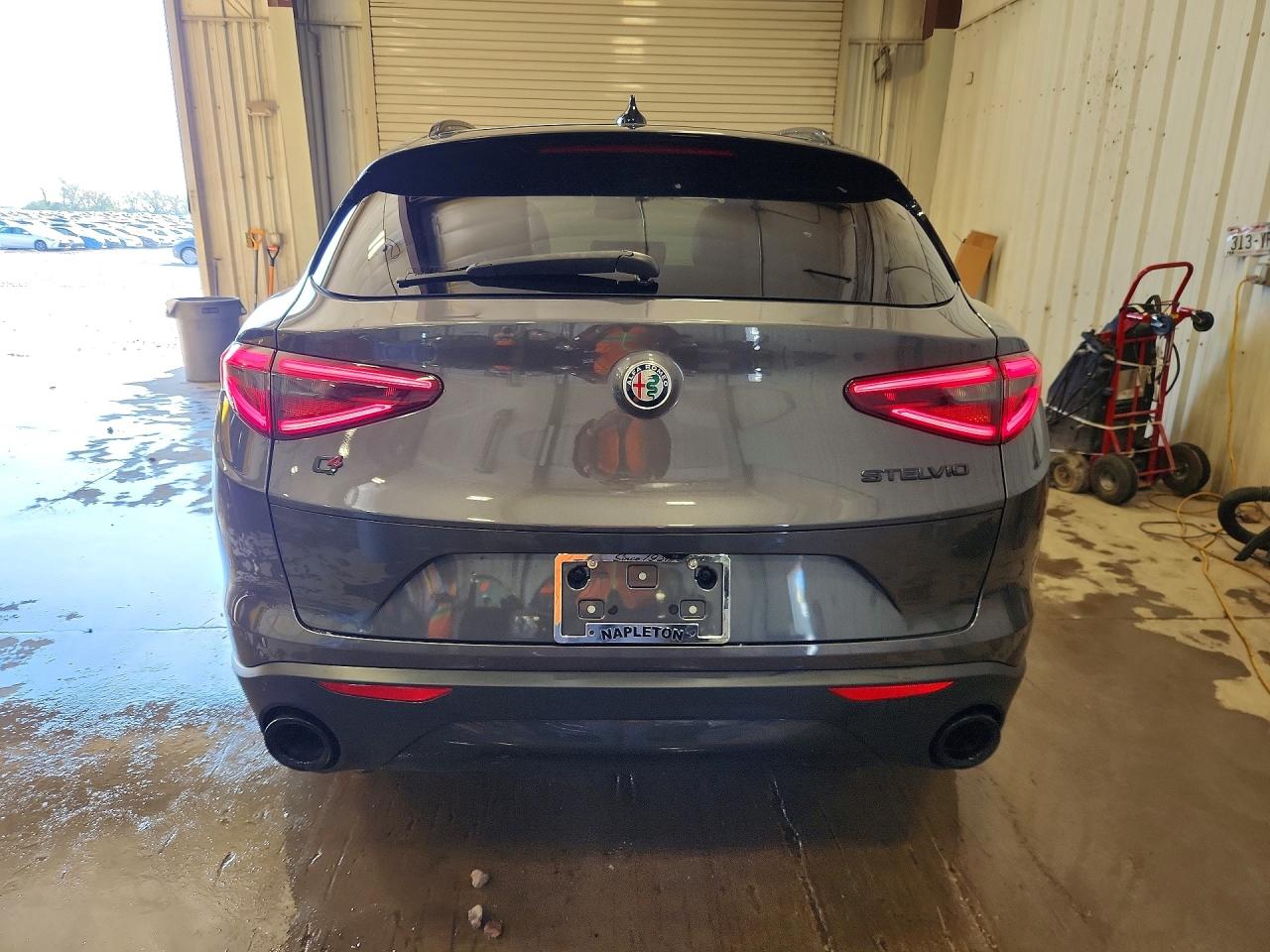 2020 ALFA ROMEO STELVIO photo 16