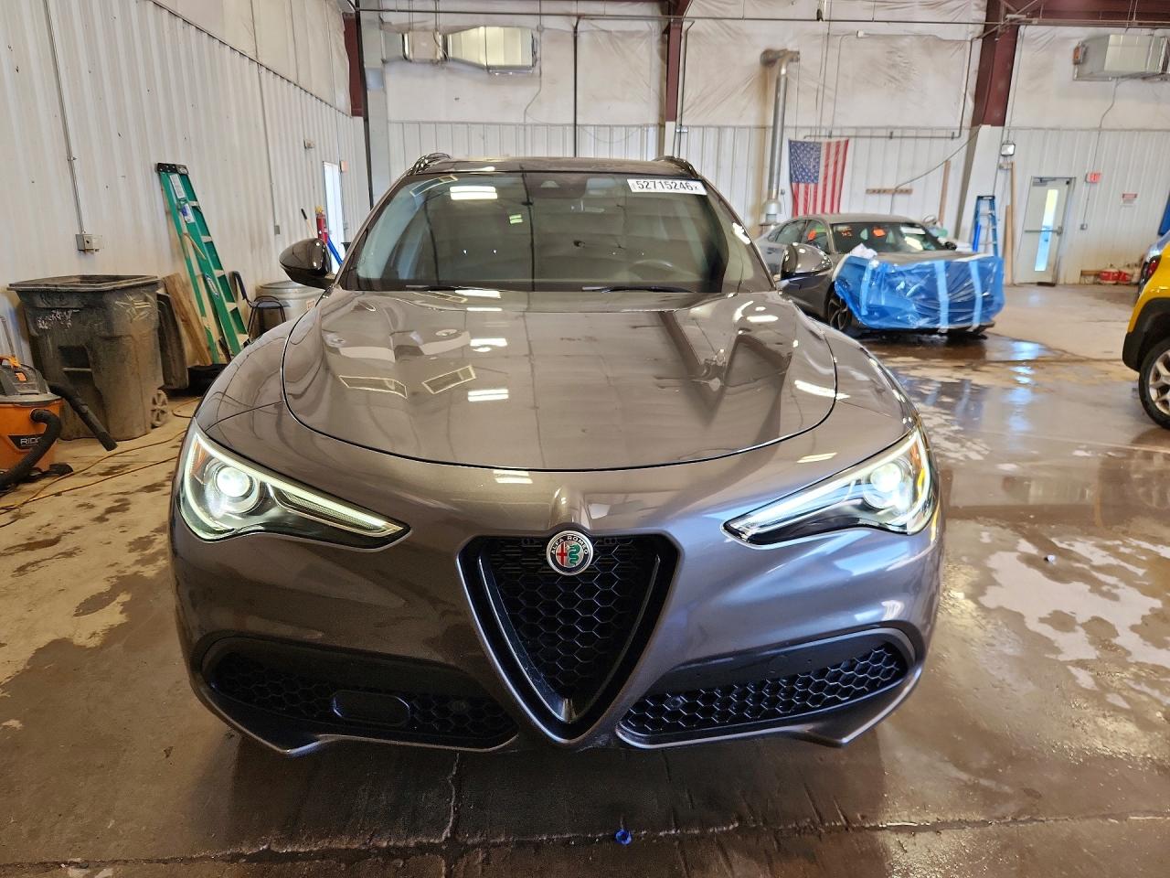 2020 ALFA ROMEO STELVIO photo 13