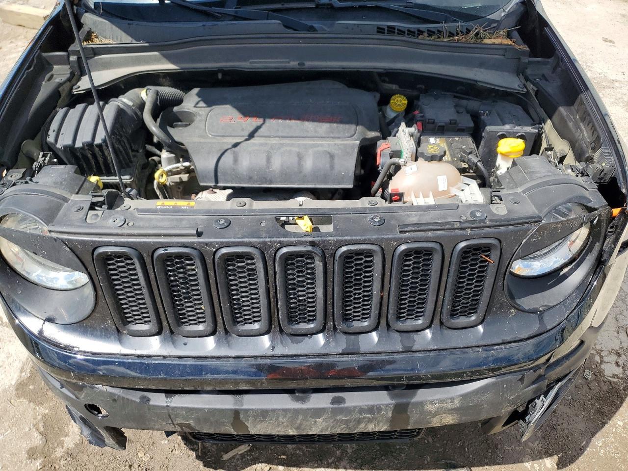 2017 JEEP RENEGADE LATITUDE photo 23