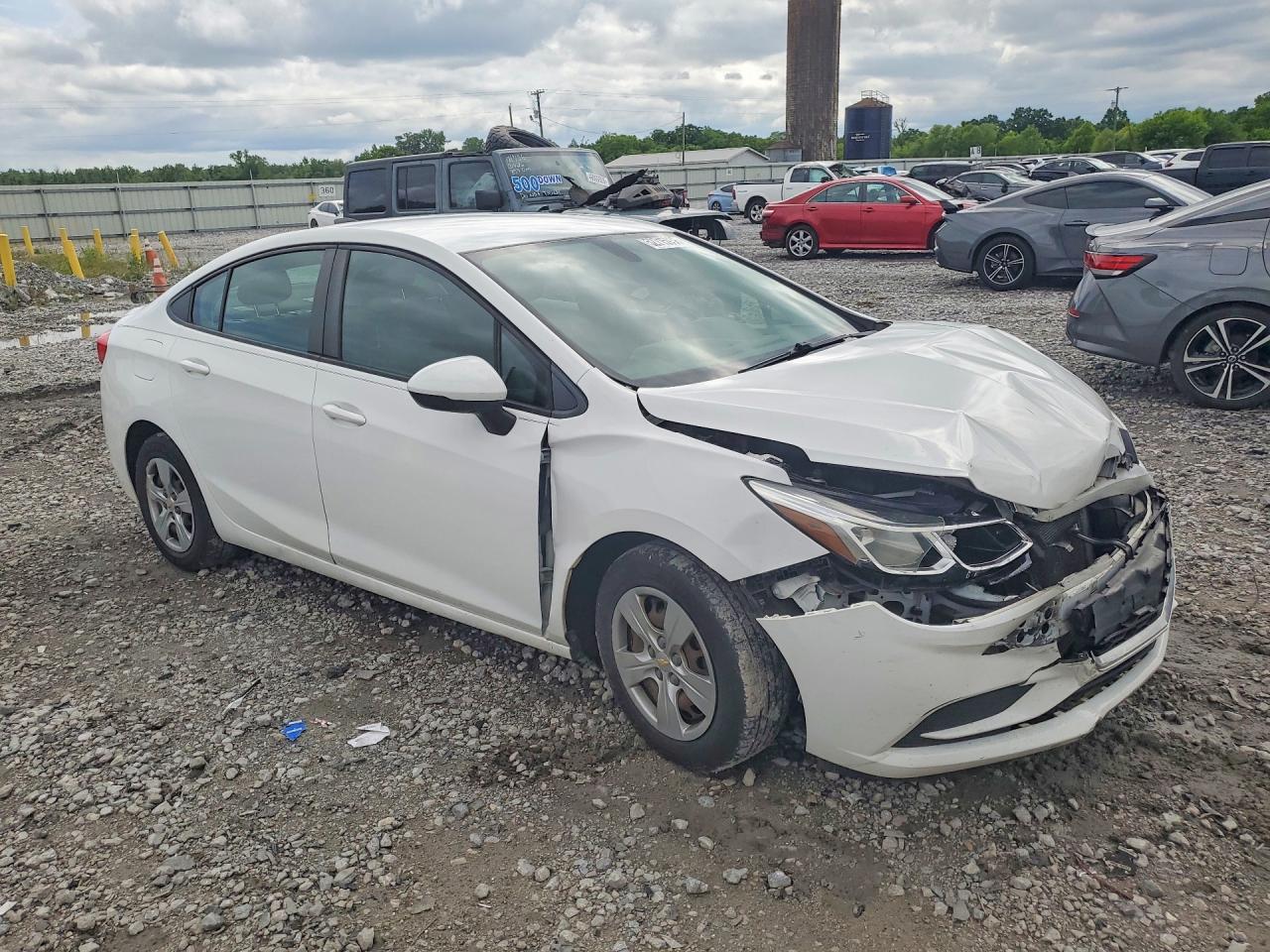 2017 CHEVROLET CRUZE LS photo 7