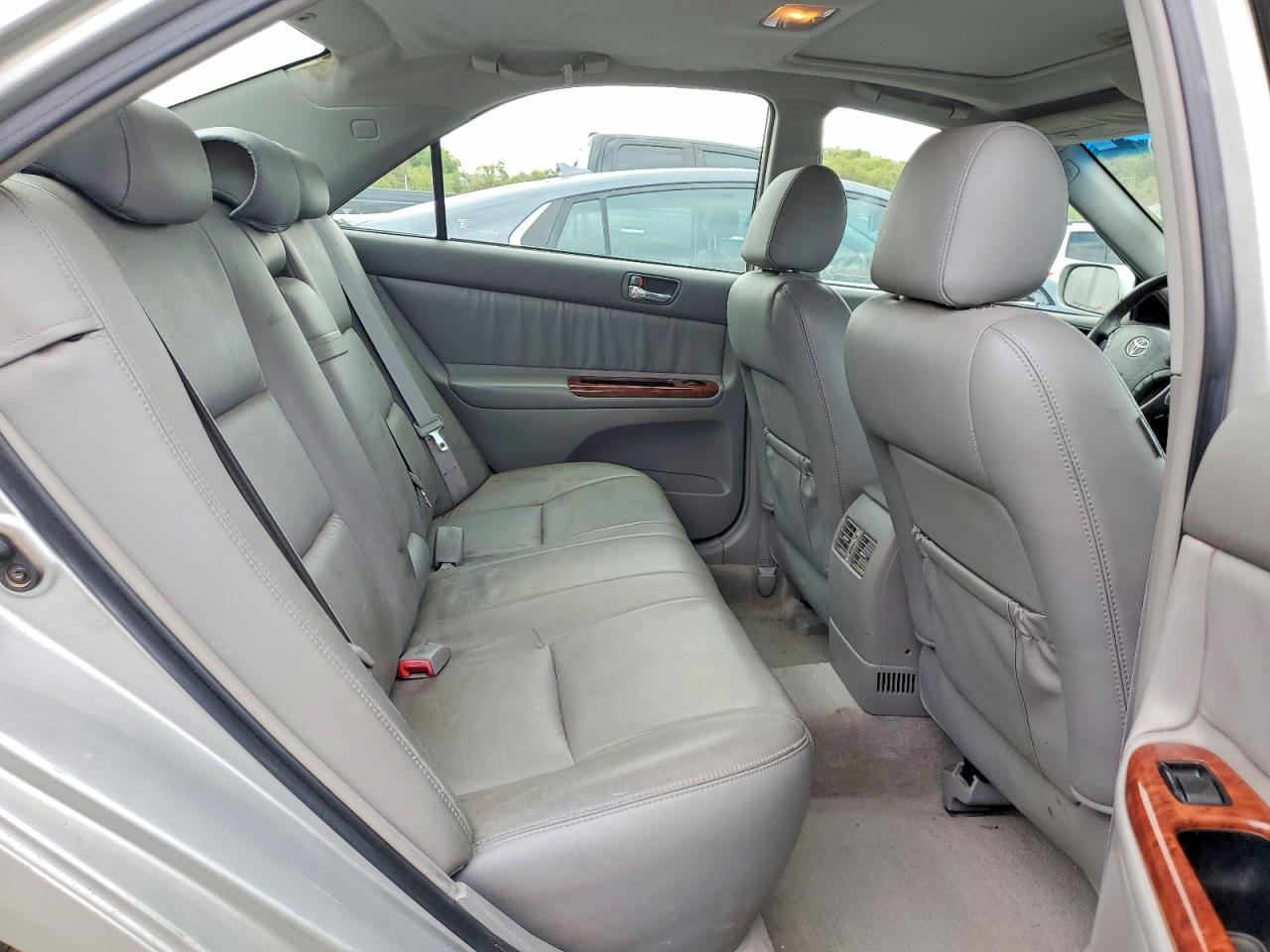 2005 TOYOTA CAMRY XLE V6 photo 19