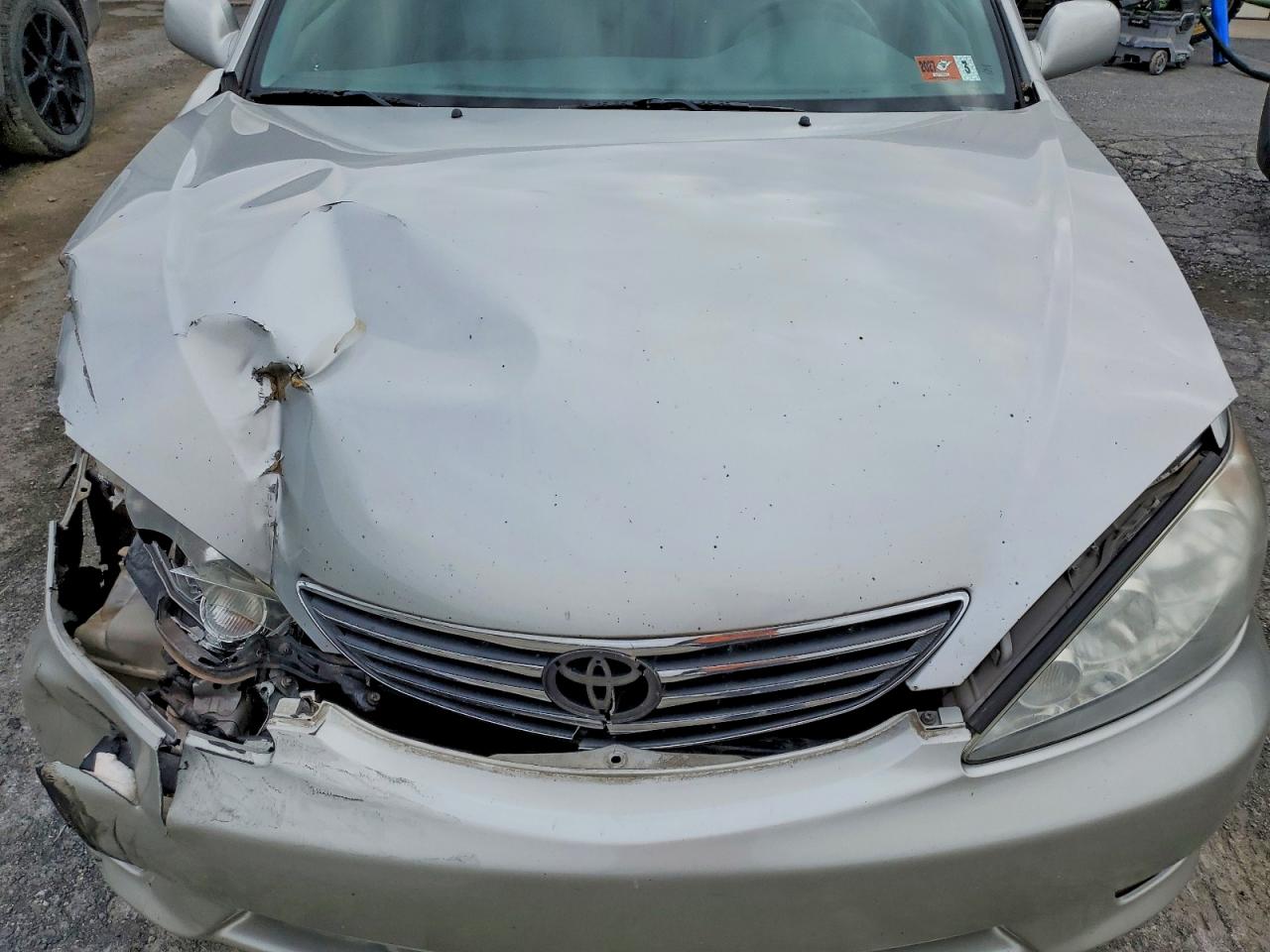 2005 TOYOTA CAMRY XLE V6 photo 21