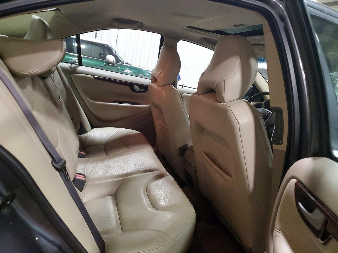 2003 VOLVO S60 2.4T photo 19