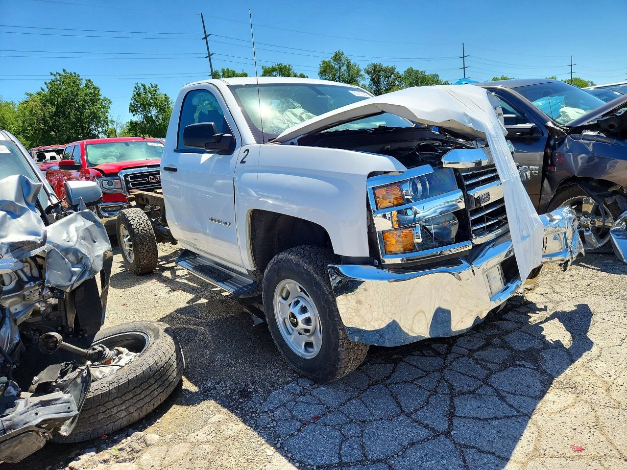 2017 CHEVROLET SILVERADO K2500  CAB & CHASSIS photo 7