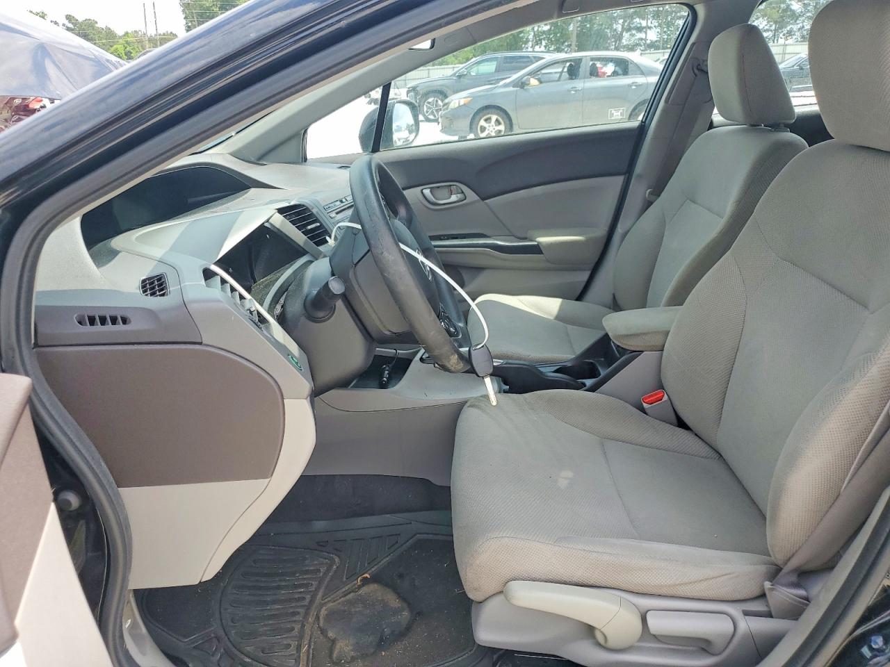 2012 HONDA CIVIC LX photo 19