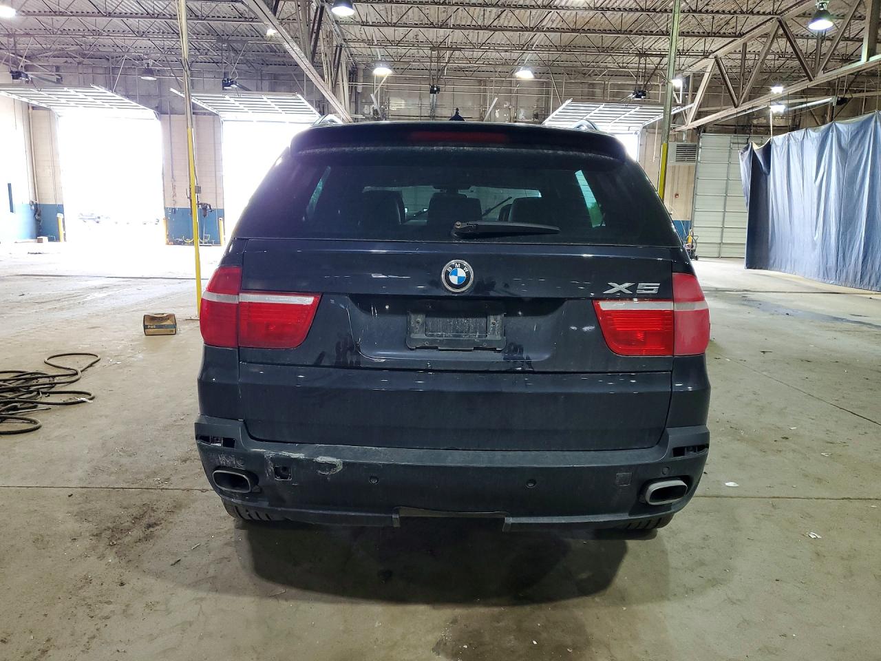 2010 BMW X5 XDRIVE48I photo 11