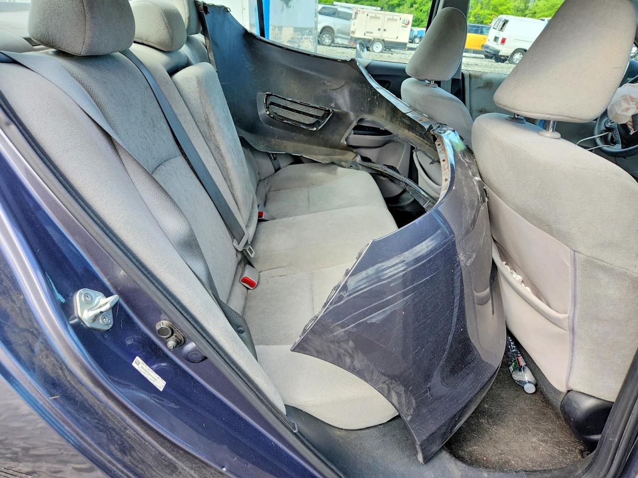 2013 HONDA ACCORD LX photo 28