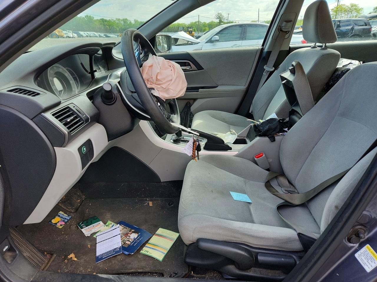 2013 HONDA ACCORD LX photo 19