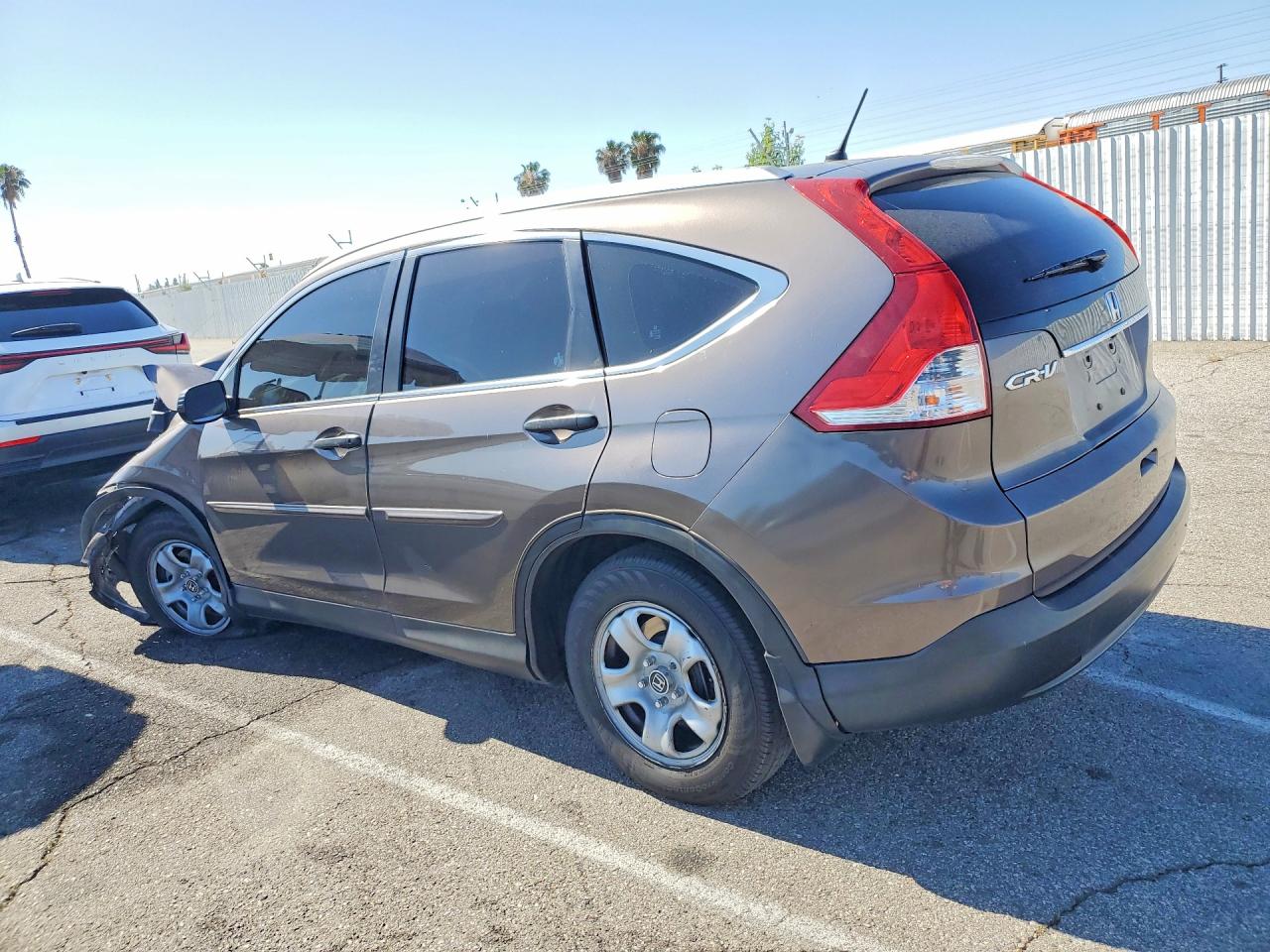 2014 HONDA CR-V LX photo 4