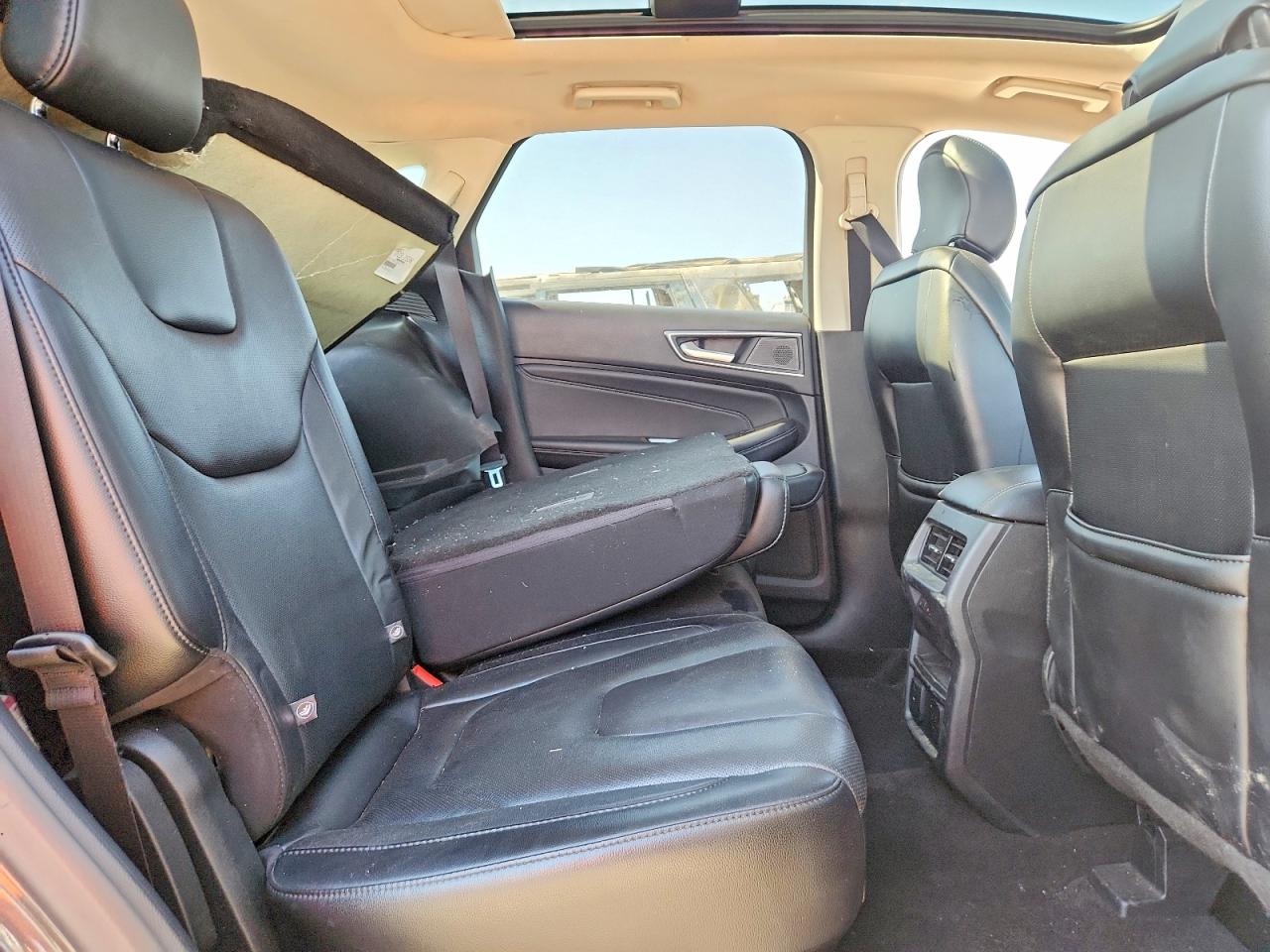 2019 FORD EDGE TITANIUM photo 19