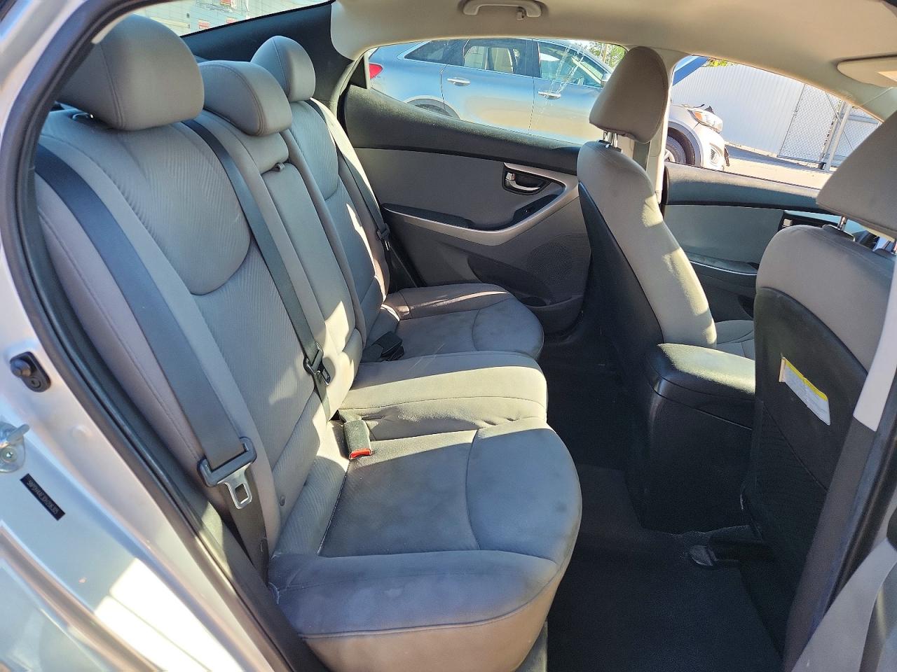 2013 HYUNDAI ELANTRA GLS photo 19