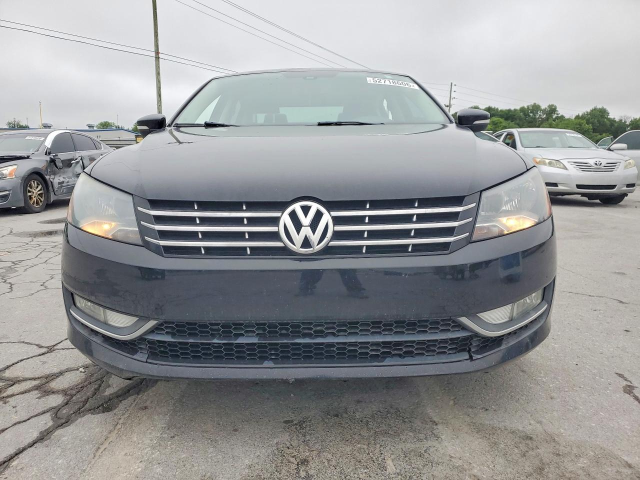 2015 VOLKSWAGEN PASSAT S photo 9