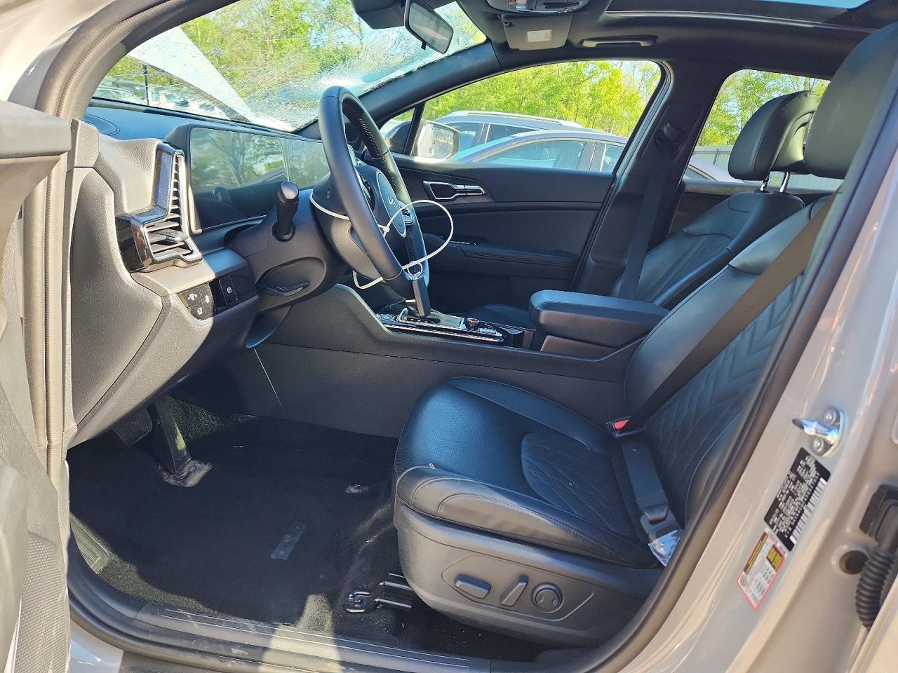 2025 KIA SPORTAGE X LINE photo 19