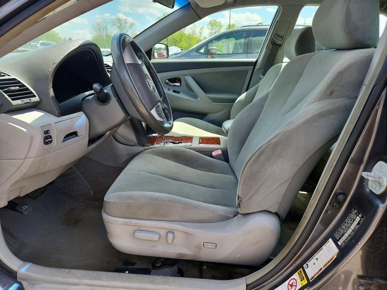 2007 TOYOTA CAMRY LE photo 13