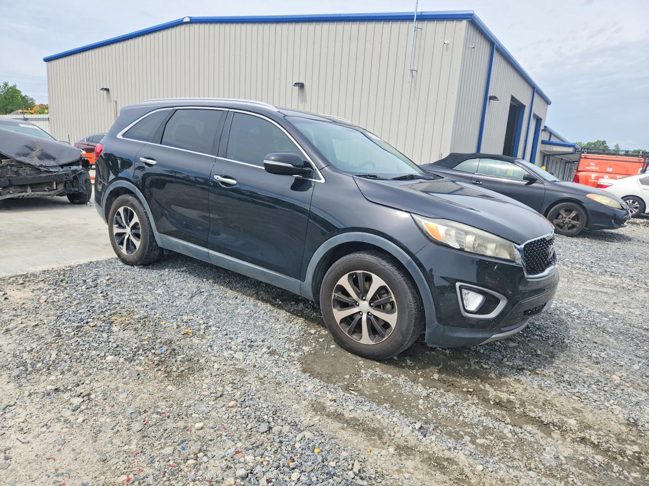 2017 KIA SORENTO EX photo 10