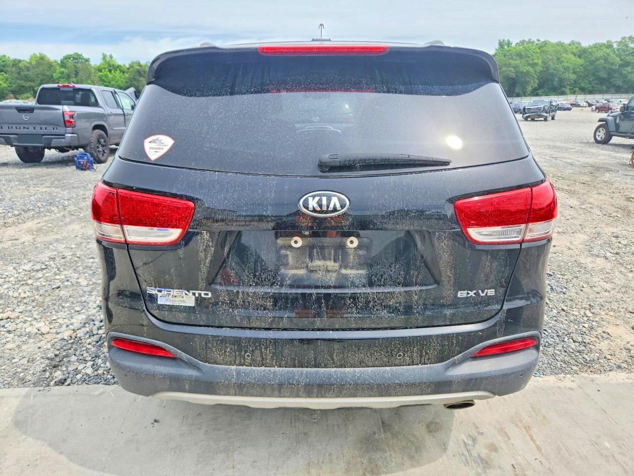 2017 KIA SORENTO EX photo 16
