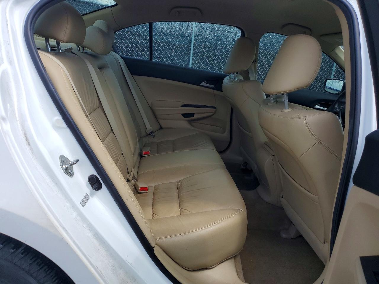 2012 HONDA ACCORD SE photo 28