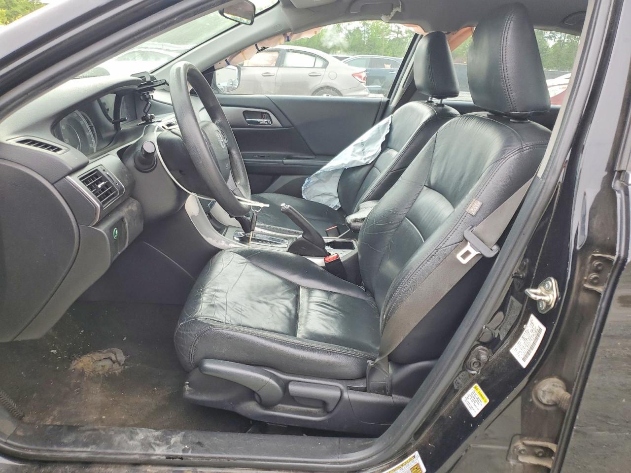 2015 HONDA ACCORD LX photo 13