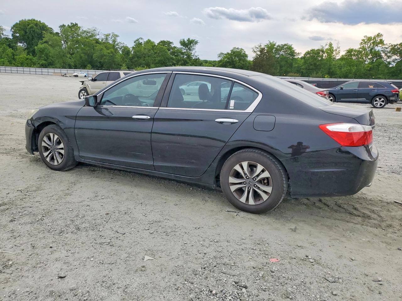 2015 HONDA ACCORD LX photo 3