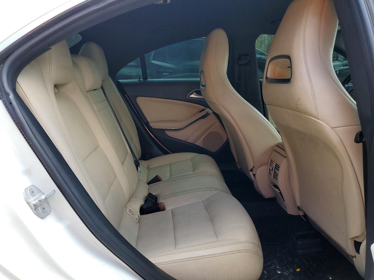 2016 MERCEDES-BENZ CLA 250 4MATIC photo 10