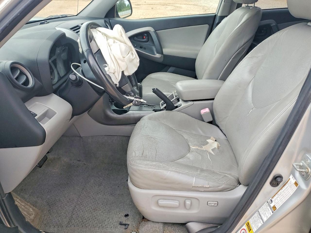 2006 TOYOTA RAV4 LIMITED photo 13