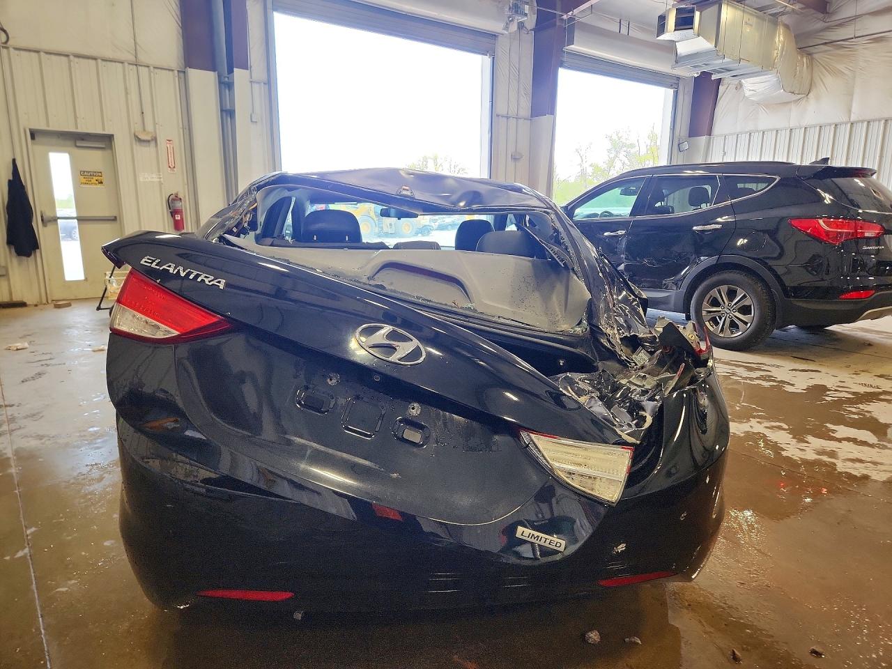 2013 HYUNDAI ELANTRA LIMITED photo 6