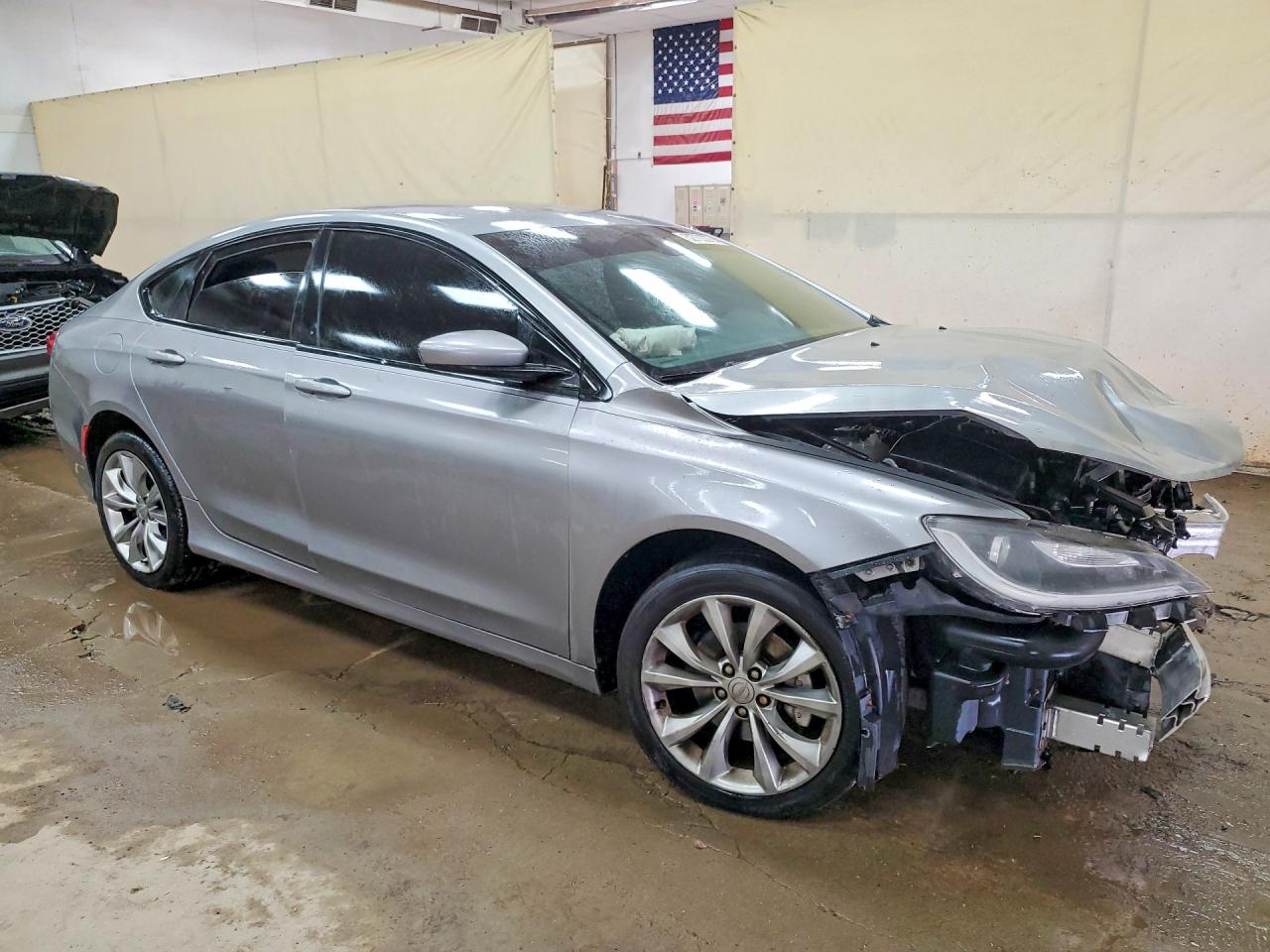 2015 CHRYSLER 200 S photo 10