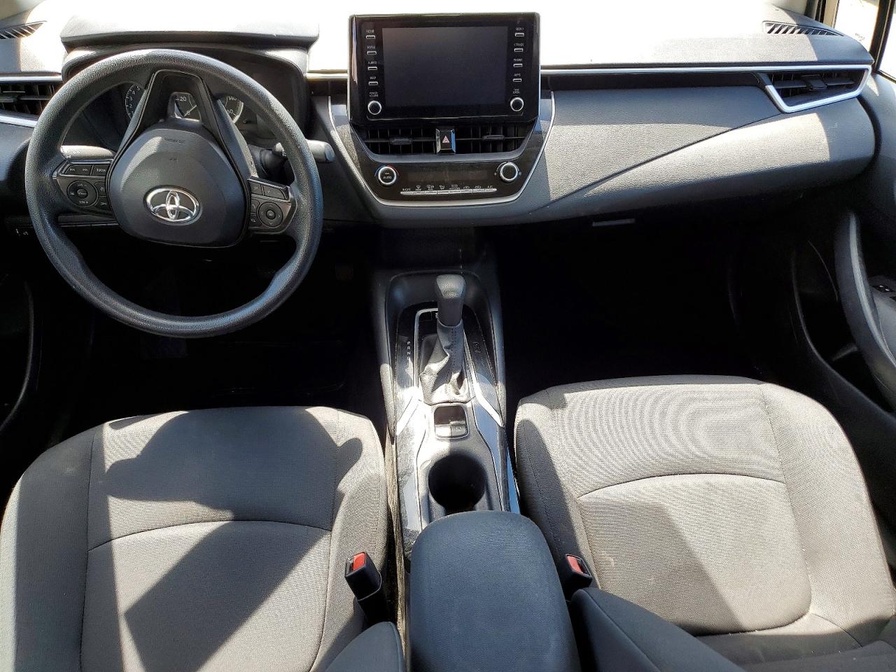 2020 TOYOTA COROLLA LE photo 15