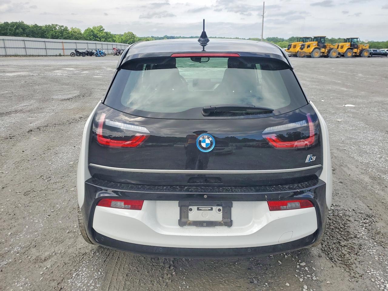 2021 BMW I3 BEV photo 11