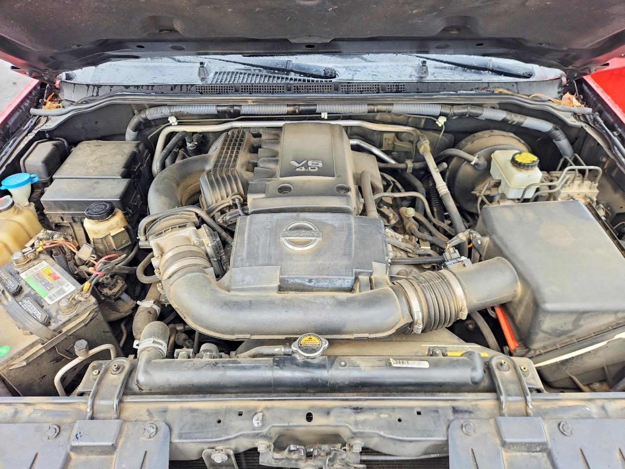 2011 NISSAN FRONTIER S photo 11