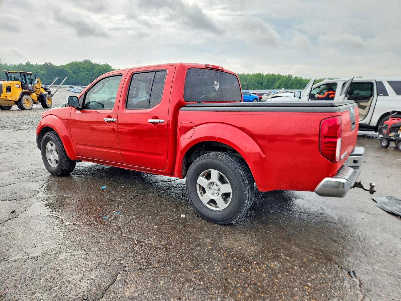 2011 NISSAN FRONTIER S photo 2