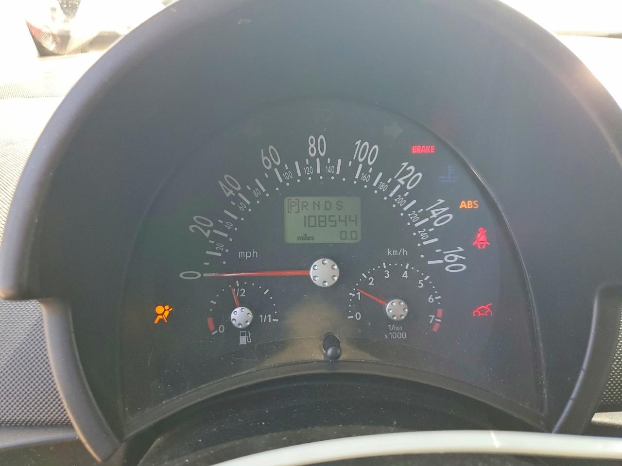 2005 VOLKSWAGEN NEW BEETLE GLS photo 17