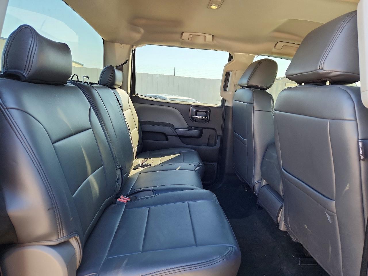 2017 GMC SIERRA K2500 HEAVY DUTY photo 28